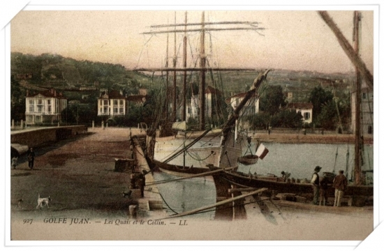 Voilier marchand avec bateau de pêche au 1er plan