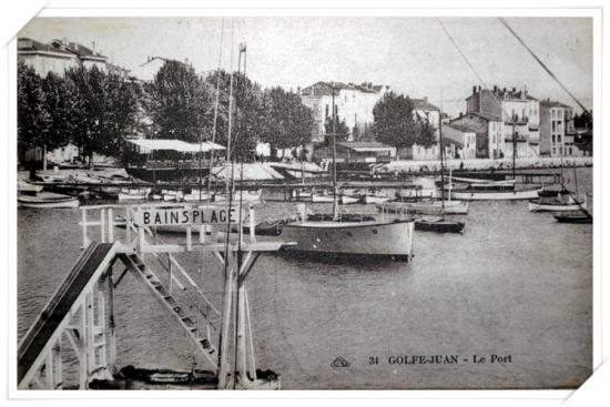 Vue sur le Port avec le plongeoir des Bains Plage