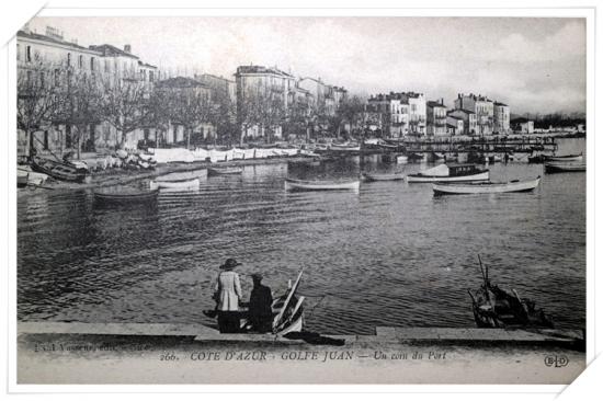 Couple auprès d'un pêcheur