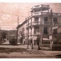 Très vue de l'avenue de la Gare avec l'ancien passage à niveau