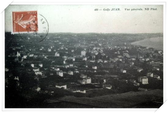 Angle de vue Nord-Est assez rare pour Golfe-Juan où l'on ne voit que très peu la rade